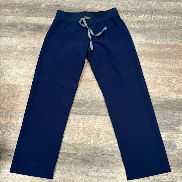 FIGS Technical Collection Dark Blue Scrub Set - Picture 2 of 7